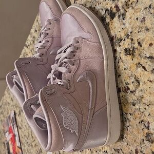 Nike Air Jordan 1 Retro High. Season Of Her Barely Grape.  Size 8.5 Women.